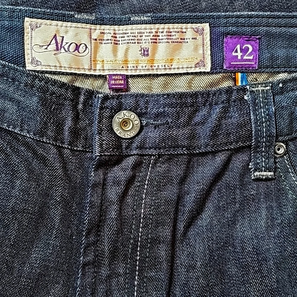 Akoo Blue Jeans. Quality Denim Collection. Men's Size: Waist 42x34 Inseam.